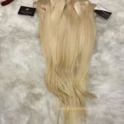Extension lisce in biondo platino
