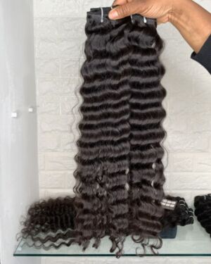 Ricce Naturale di 2,3 o 4 pacchetti + Closure