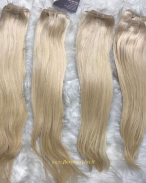Extension lisce in biondo platino