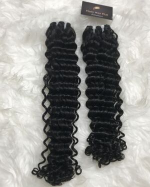 Loose Curly 2,3 or 4 Pacchetti+ Closure